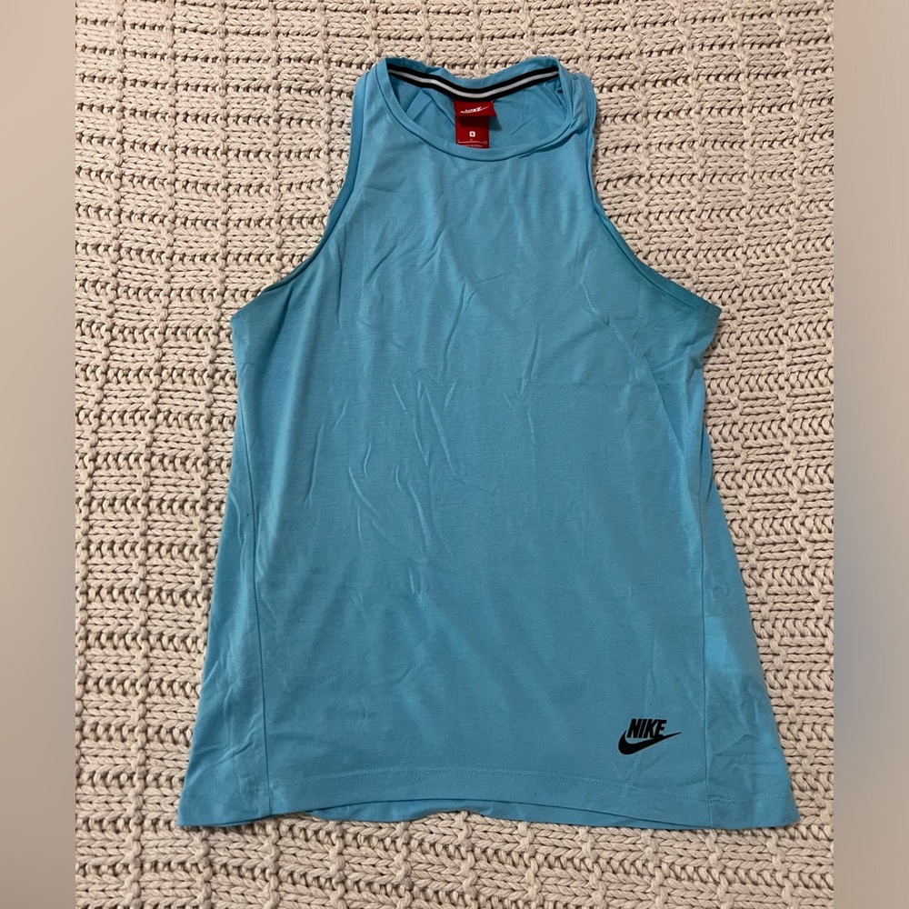 Nike runners tank